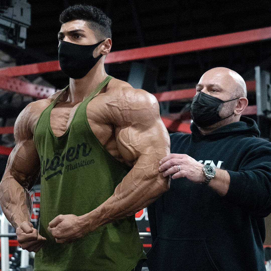 Train with the Pro Creator Andrei FST 7 Shoulders 10 Days Out